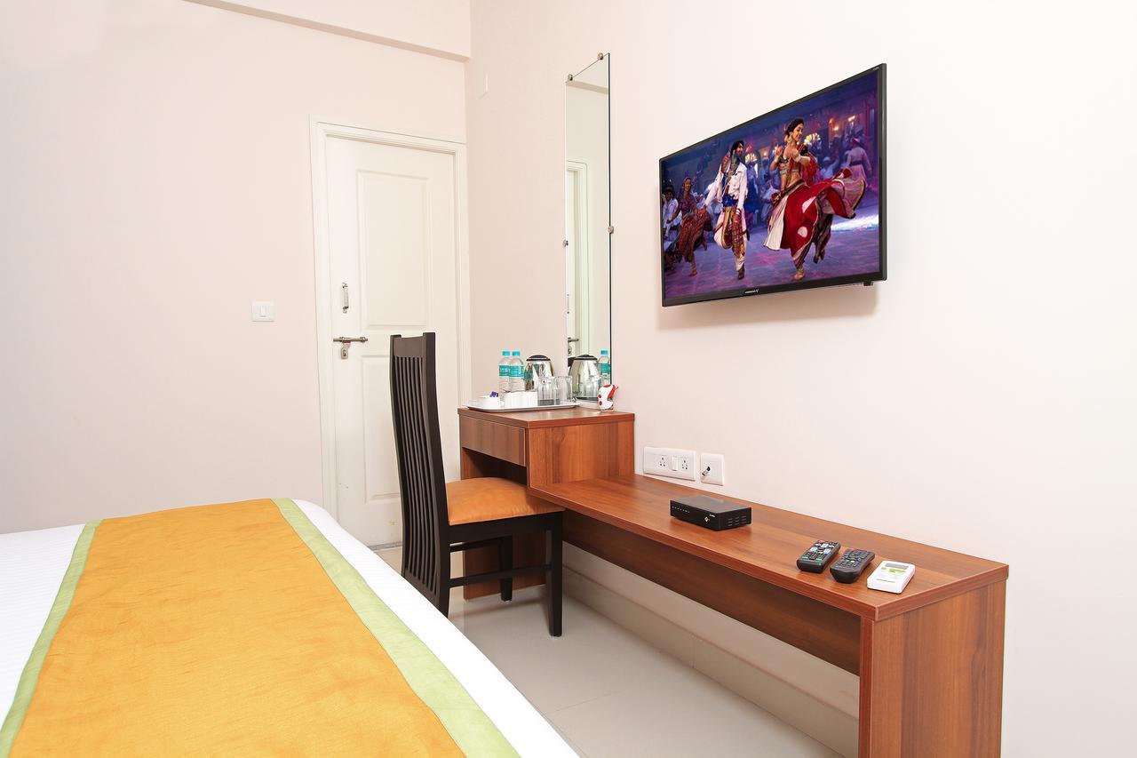 Arra Suites Kempegowda Airport Hotel Bangalore Luaran gambar